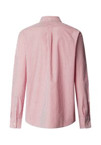 Chemise à manches longues en coton rayé rouge et blanc, dotée d'un col pointu, de poignets boutonnés et d'un pli central au dos pour un meilleur ajustement.