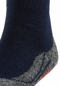 FALKE TK2 SHORT TREKKING MEDIUM CUSHIONING - Calcetines de deporte - marine