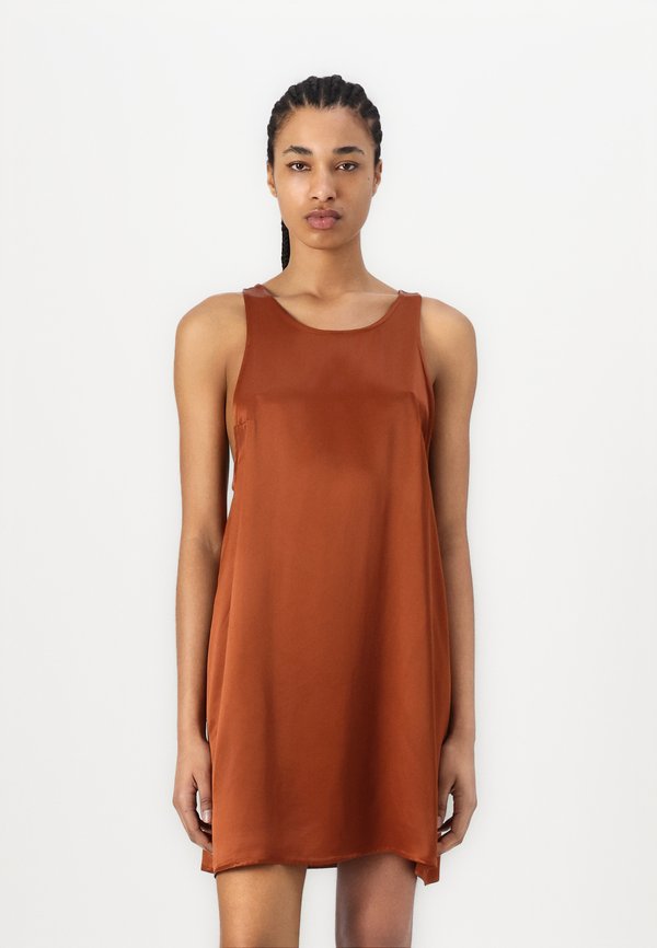 UNYL - Day dress - cannelle