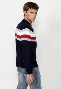 Koroshi - Sweter