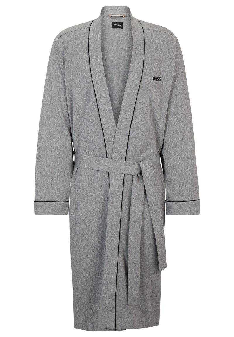 Peignoir de bain en terry grise avec piping noir, col châle, manches longues et ceinture à nouer à la taille. Logo "BOSS" affiché sur la poitrine.
