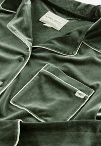 Laura Ashley REGULAR FIT - BUTTON THROUGH SET - Pidžamas komplekts - green