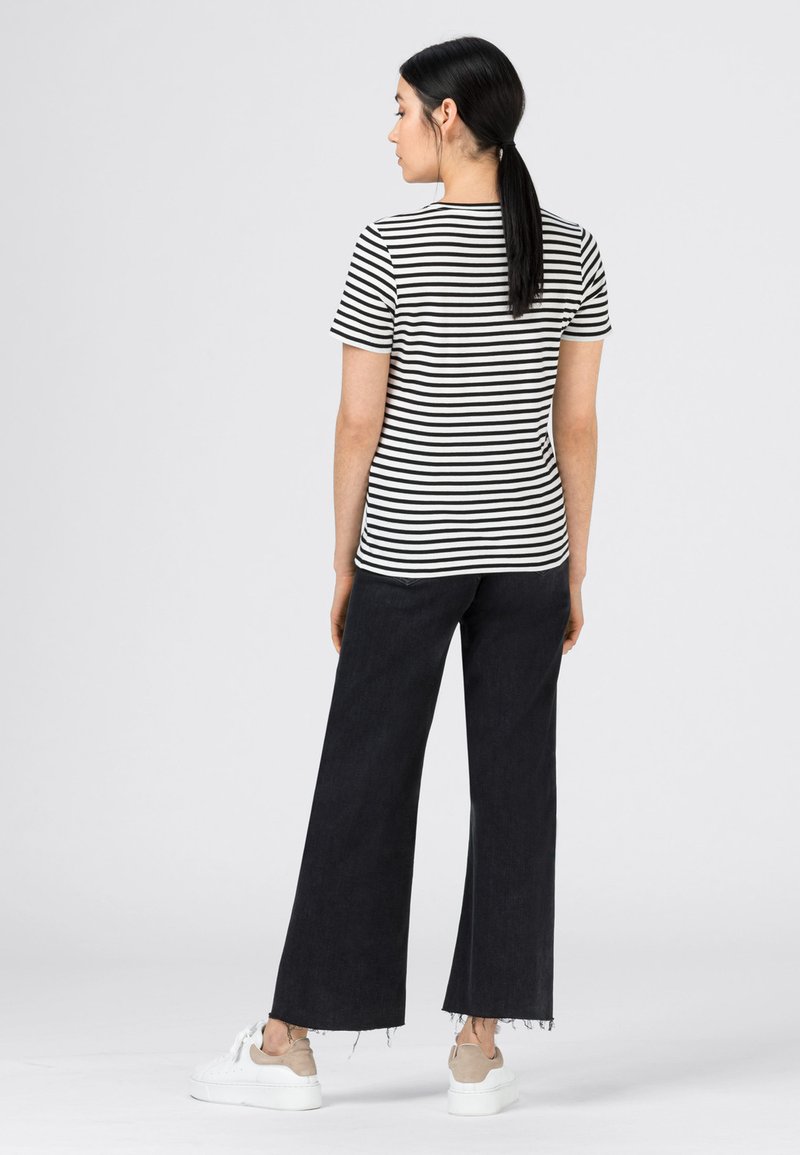 Damen T-Shirts | HALLHUBER RINGEL T-Shirt print schwarz - XV18375 Damen T-Shirts | HALLHUBER RINGEL T-Shirt print schwarz - XV18375