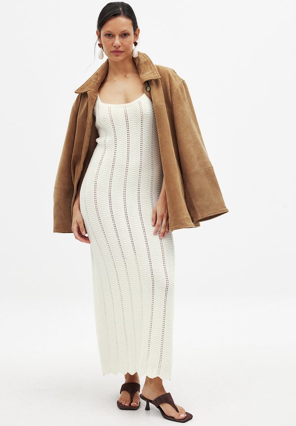 FLOWY - Strickpullover