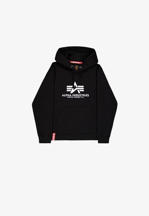 Schwarzer Hoodie aus Baumwolle mit einer Fronttasche, versehen mit einem weißen Logo "ALPHA INDUSTRIES" und einem darunter liegenden Stern-Design, mit Kordelzugkapuze.