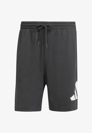 Pantaloni corti sportivi neri con una vita elasticizzata e cordoncino regolabile. Presentano un logo bianco sulla gamba sinistra e una texture del tessuto liscia.