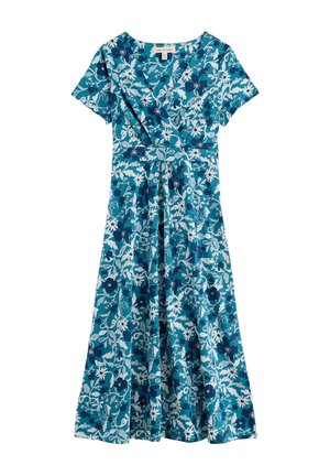 Blauwe wikkeljurk met korte mouwen en een wit bloemenpatroon, voorzien van een aangesloten taille en een vloeiende rok.