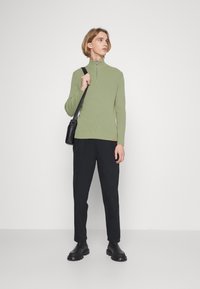 Pier One Camisola - light green