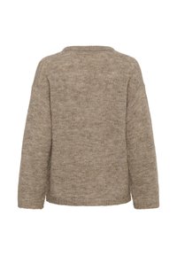 Un pull en tricot brun doux avec des manches longues et un ourlet côtelé, présenté de dos sur un fond blanc.