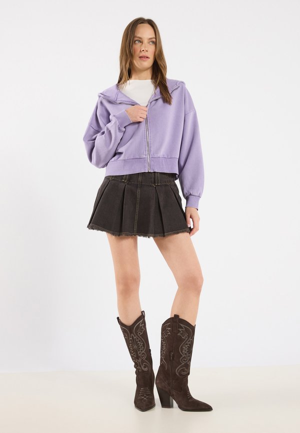 Zip-up sweatshirt - purple3