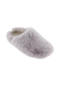 Zapatilla suave de color lila claro, hecha de piel sintética de felpa, con un talón cerrado y punta redondeada, y un exterior grueso y texturizado para mayor comodidad.