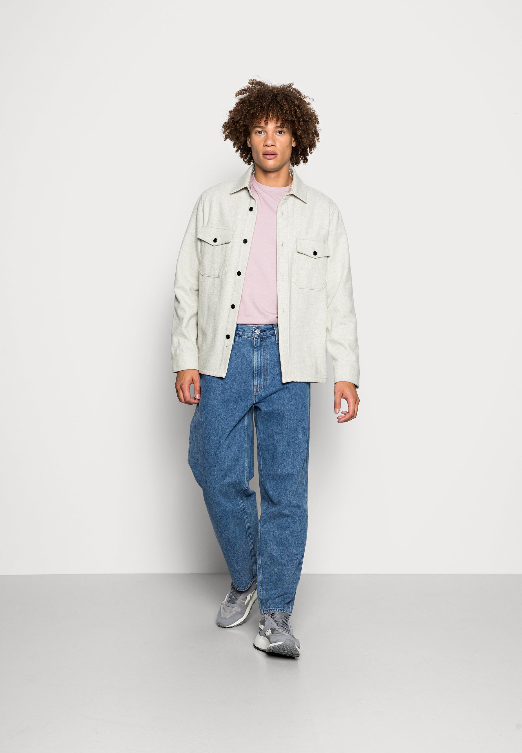 Levi's® STAY BAGGY TAPER - Relaxed fit