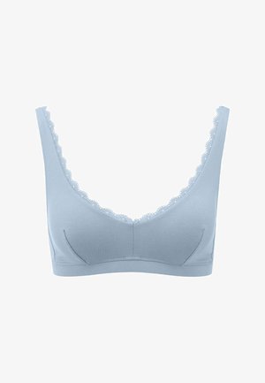 Hellblauer, kabelloser BH mit gezacktem Spitzenbesatz entlang des tiefen Ausschnitts und breiten Schultergurten.