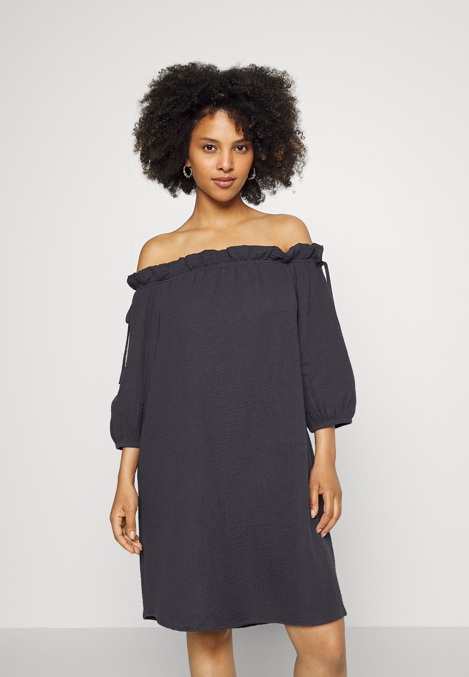ONLY Petite ONLTILLA THYRA OFF SHOULDER 