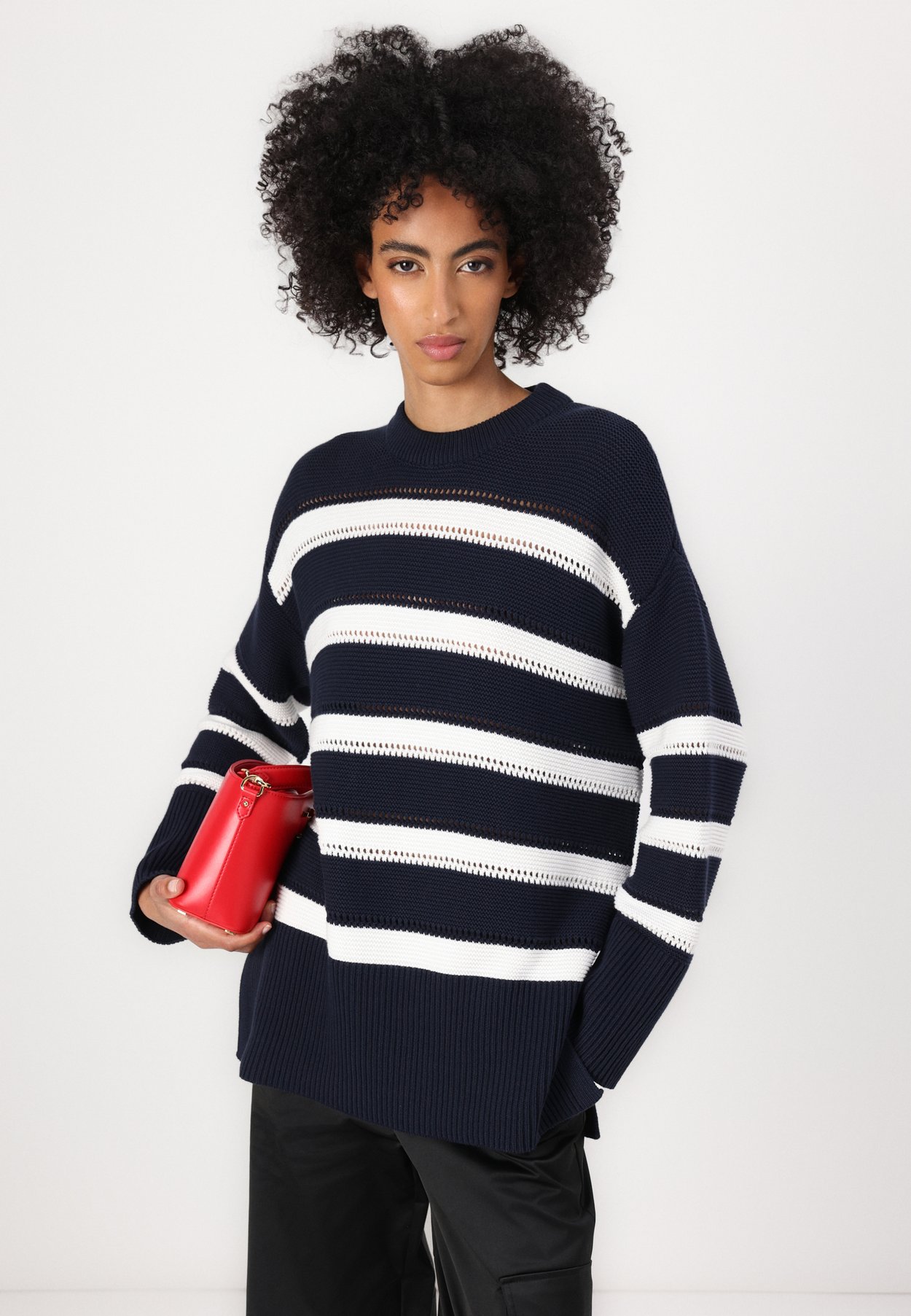 STRIPED TEXTURED