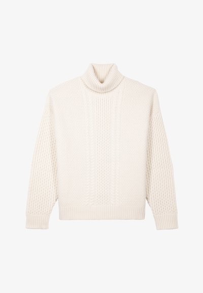 Suéter de cuello alto de punto grueso color crema con un patrón texturizado y puños acanalados. Corte holgado y diseño relajado.