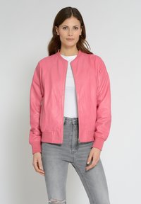 Maze Skinnjacka - pink punch