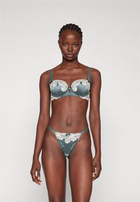 Boux Avenue ETTA THONG - Stringi - khaki