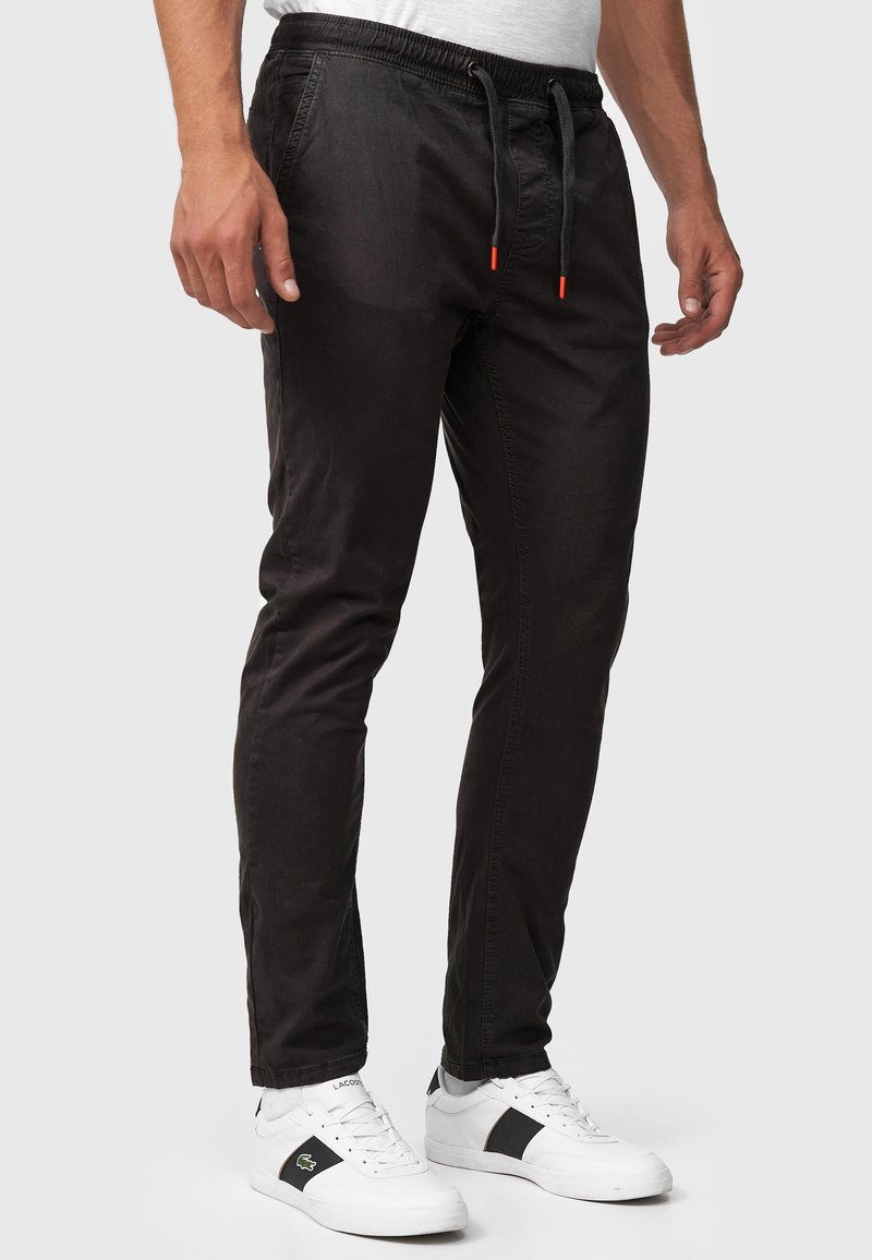 Herren Chinos | INDICODE JEANS OSBORNE Stoffhose black/schwarz - SL44325 Herren Chinos | INDICODE JEANS OSBORNE Stoffhose black/schwarz - SL44325