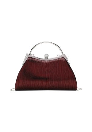 Petit sac à main trapèze rouge foncé avec surface texturée, armature en métal argenté, poignée ronde et fermoir décoratif sur fond blanc.