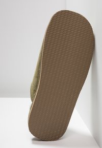 Shepherd HUGO  - Tøfler - olive