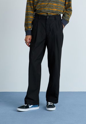 ARMEL PLEATED PANT - Pantaloni - black