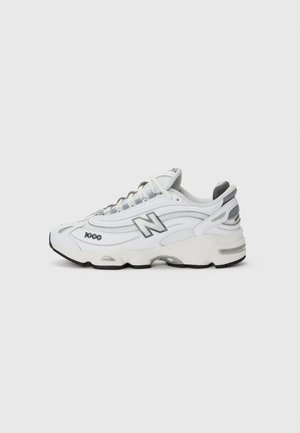 M1000 UNISEX - Baskets basses - white