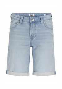 Shorts in denim azzurro chiaro con risvolti, dotati di tasche frontali e chiusura a bottone. Realizzati in cotone con una texture liscia.