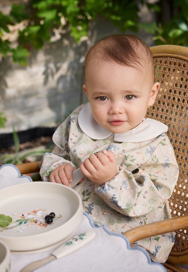 LONGSLEEVED - Lätzchen - fairytale forest