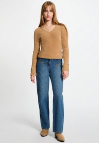 Morgan LONG-SLEEVED WITH FLUFFY - Neule - camel