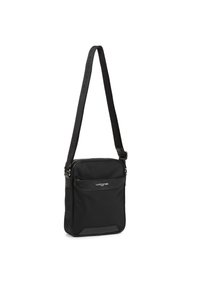 Sacoche en nylon noir avec bandoulière réglable, dotée d'une poche avant et d'un logo embossé. Texture lisse et forme rectangulaire.