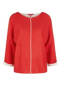 Pull rouge oversize avec un col rond, des manches trois-quarts et des bordures blanches aux manches, avec un détail d'ouverture à l'avant.