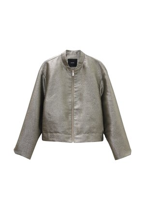 Giacca bomber metallizzata argento con collo rotondo, chiusura con zip e vestibilità ampia. Tessuto liscio con maniche lunghe e taglio corto.