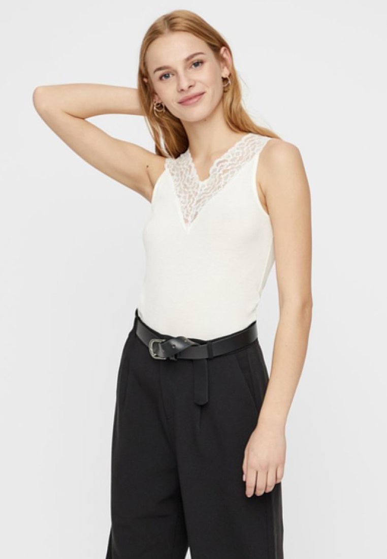 Pieces Top - bright white