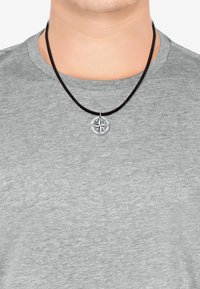 KUZZOI COMPASS STAR PLATE - Halskette - silver-coloured