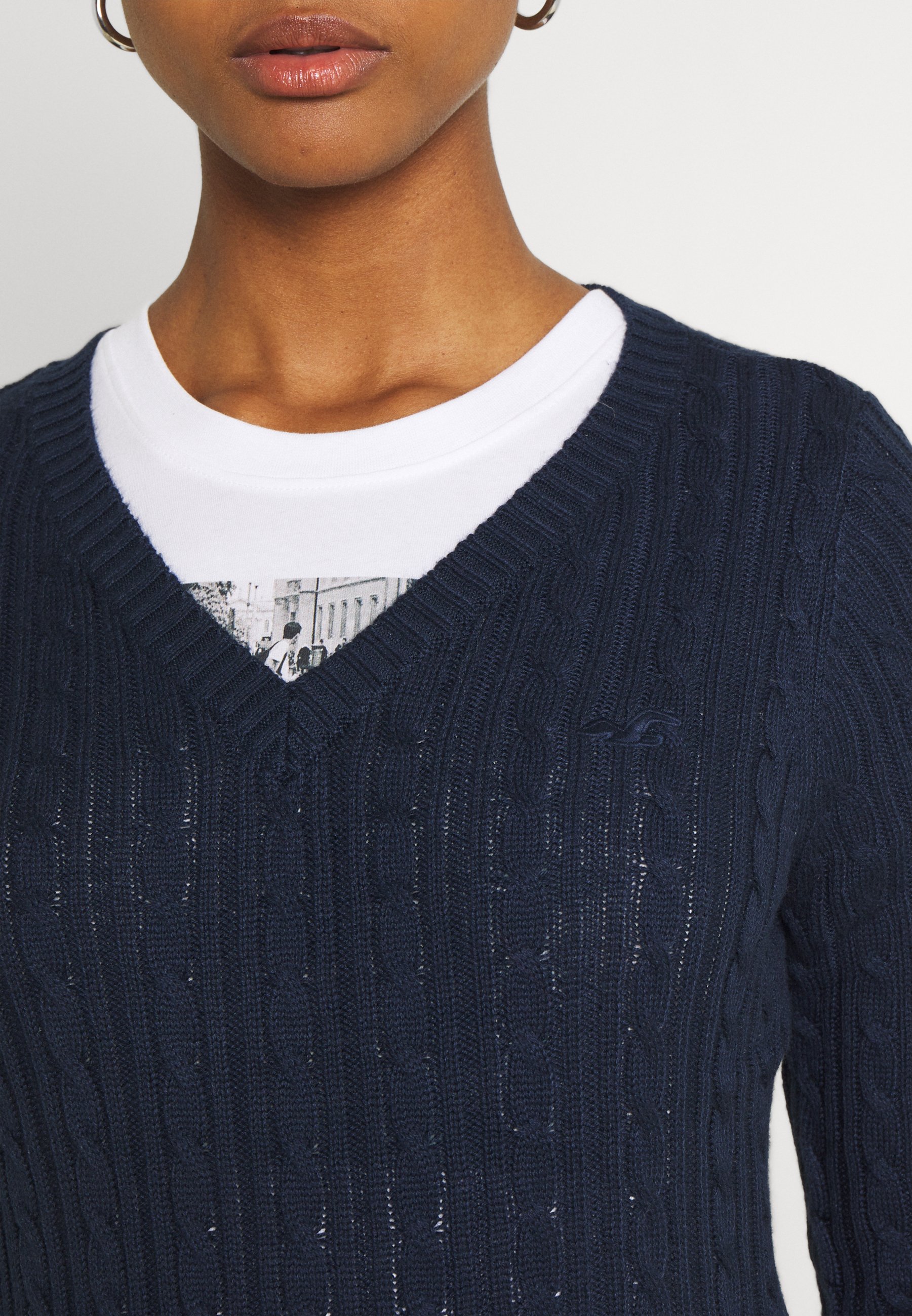 v neck jumper navy