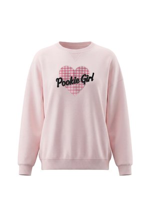 Lyserød langærmet sweatshirt med ribstrikkede manchetter og kant, med et lyserødt gingham-hjerte og teksten "Pookie Girl" på fronten.