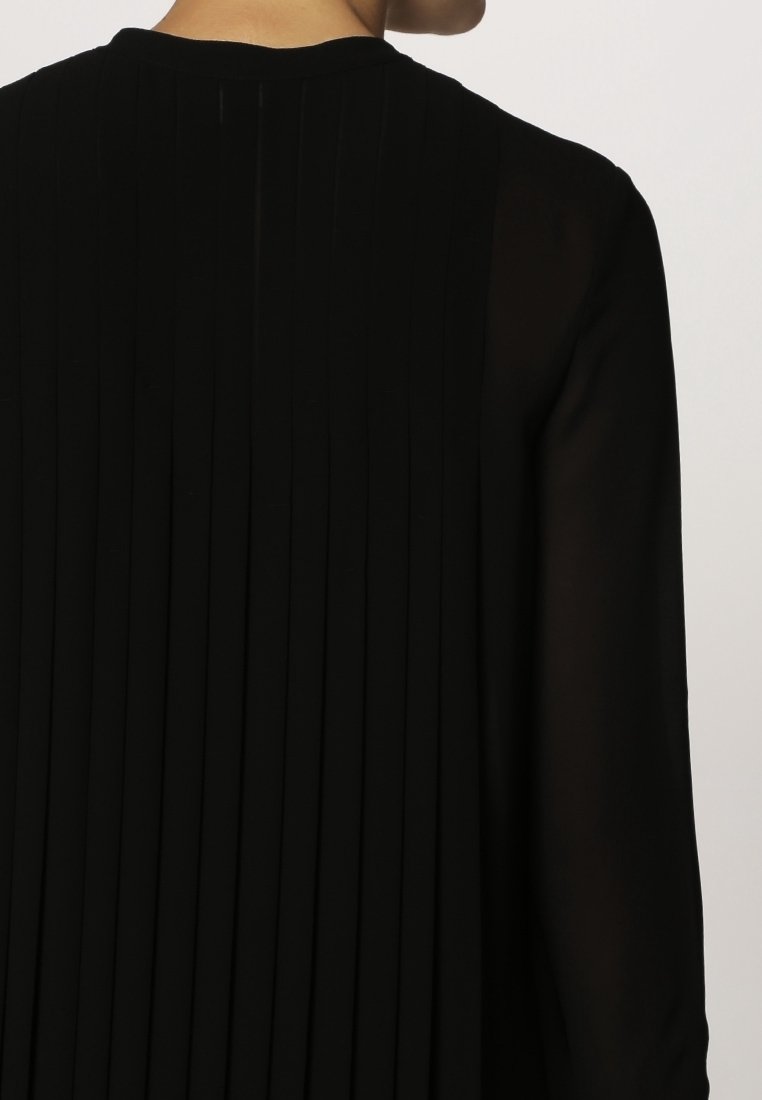 Haut Noir Brodé Escada Sport Taille L - Neuf (sans étiquettes)