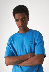 Samsøe Samsøe JOEL - T-shirts basic - super sonic