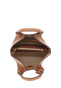 Taschenhandwerk aus braunem Leder mit goldfarbenen Nieten, runden Griffen und einer Reißverschlusstasche im Inneren. Das Innere ist gefüttert und geräumig und verfügt über einen flachen Boden.