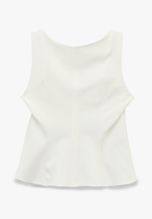 Ærmeløs hvid kvindebluse med bred halsudskæring og tilpasset talje, vist fladt på en hvid baggrund.