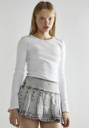 Falda acampanada - bleach acid black