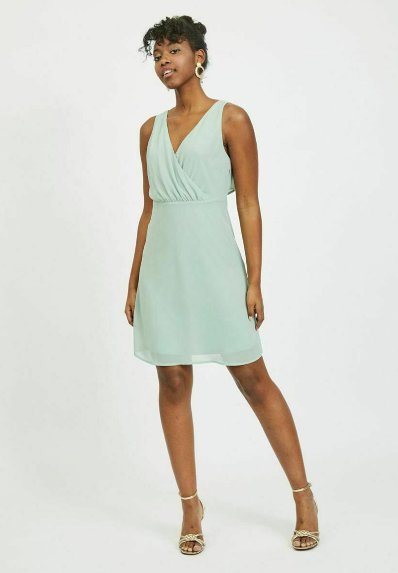 Vila Cocktailkleid Festliches Kleid Jadeite Hellgrun Zalando De 