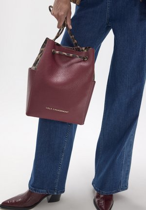 LOLA CASADEMUNT, WOMEN - Bolso de mano - burgundy