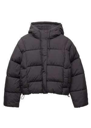 PULL&BEAR QUILTED WITH HOOD - Zimná bunda - black
