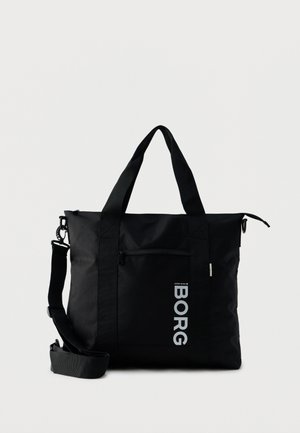 Črna pravokotna torba z dvema ročajema, nastavljivim ramenskim trakom, sprednjim žepom z zadrgo in navpičnim logotipom "BORG" na običajni podlagi.