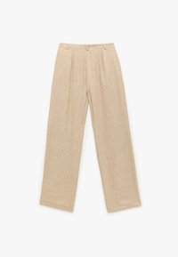 Pantalones de lino beige con una cintura alta, corte de pierna ancha y pliegues frontales. Textura suave y diseño minimalista. Sin bolsillos ni herrajes visibles.