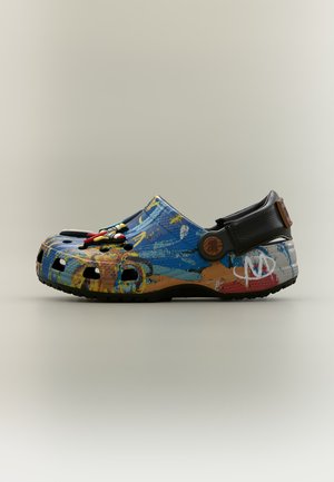 Crocs, POPMARTMOLLY CLASSIC - Сабо - multi-coloured
