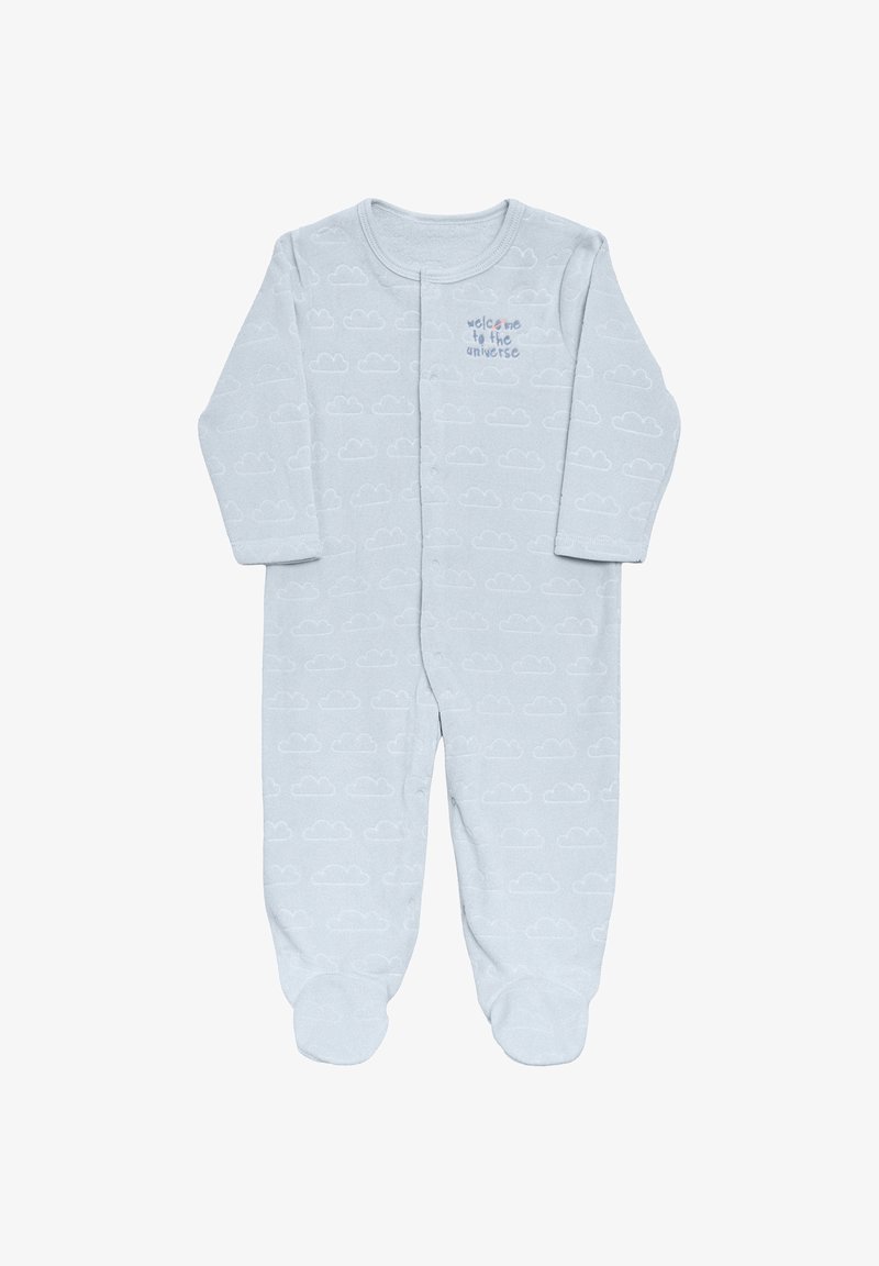 Mono de pie azul claro hecho de tela suave, con un patrón de nubes y cierre con botones en la parte delantera que dice "bienvenido al universo."
