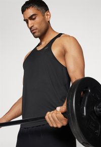 ICANIWILL STRIDE STRINGER MEN - Felső - black